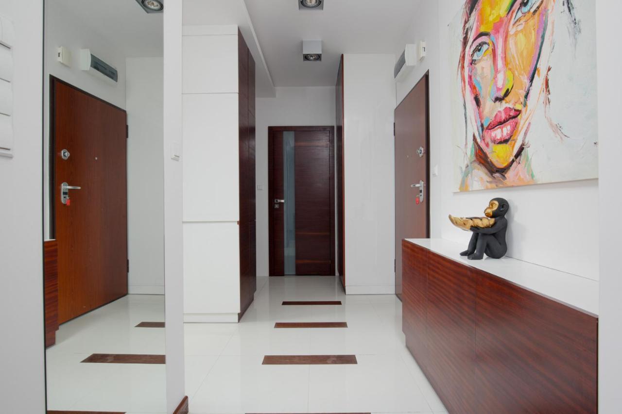 Spacious Suite With A Hammock And Terrace By Renters Prestige Warschau Exterior foto