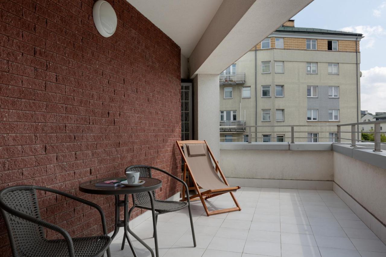 Spacious Suite With A Hammock And Terrace By Renters Prestige Warschau Exterior foto